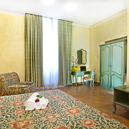 רומא Hotel Augustea מראה חיצוני תמונה