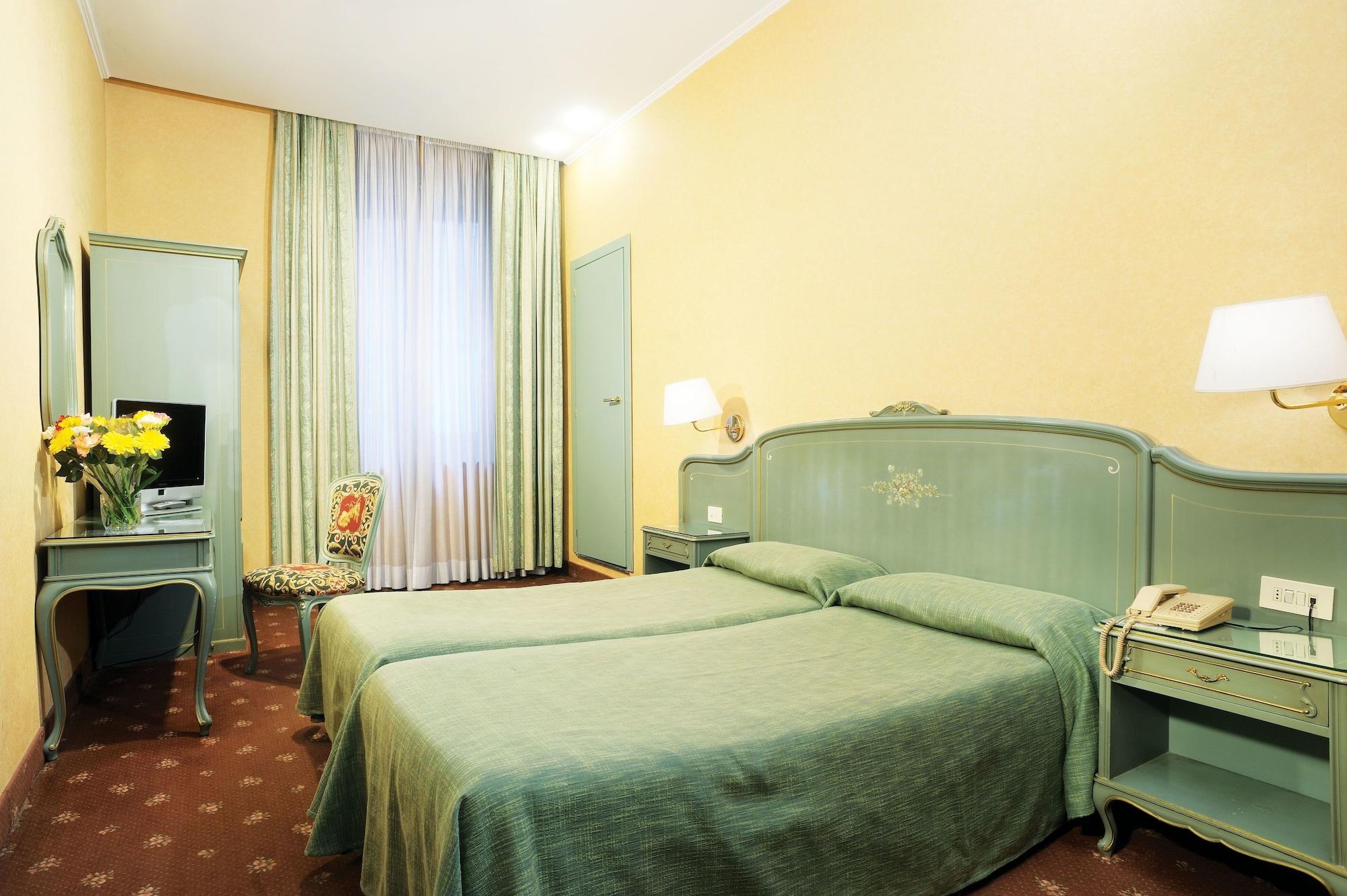 רומא Hotel Augustea מראה חיצוני תמונה