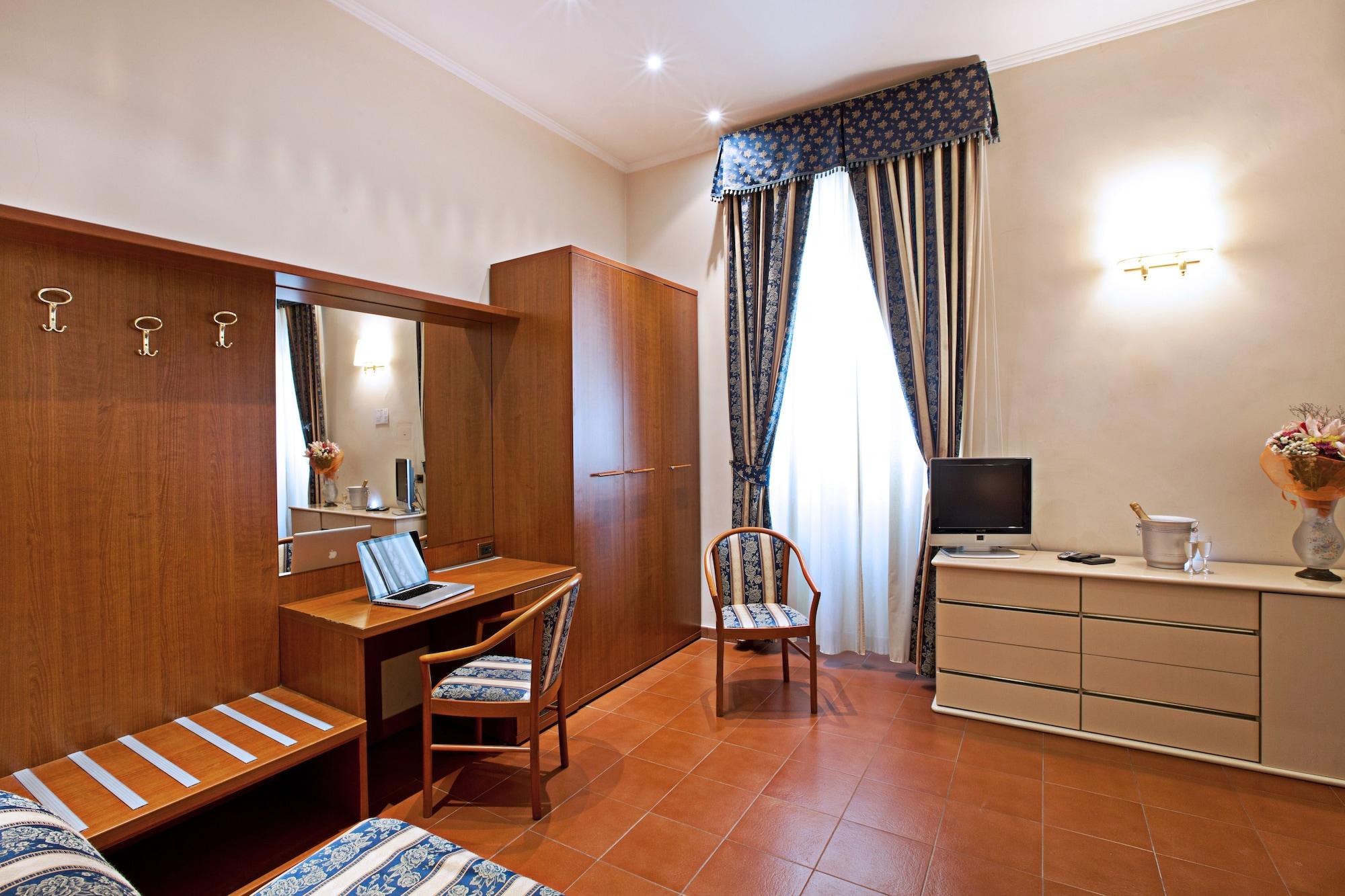 רומא Hotel Augustea מראה חיצוני תמונה