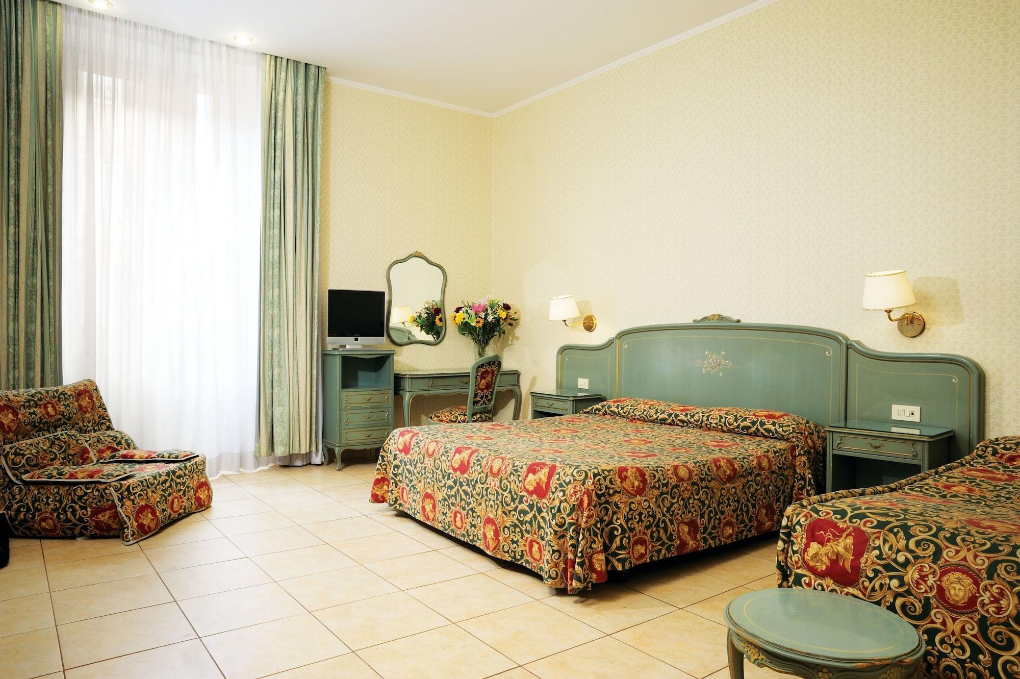 רומא Hotel Augustea מראה חיצוני תמונה